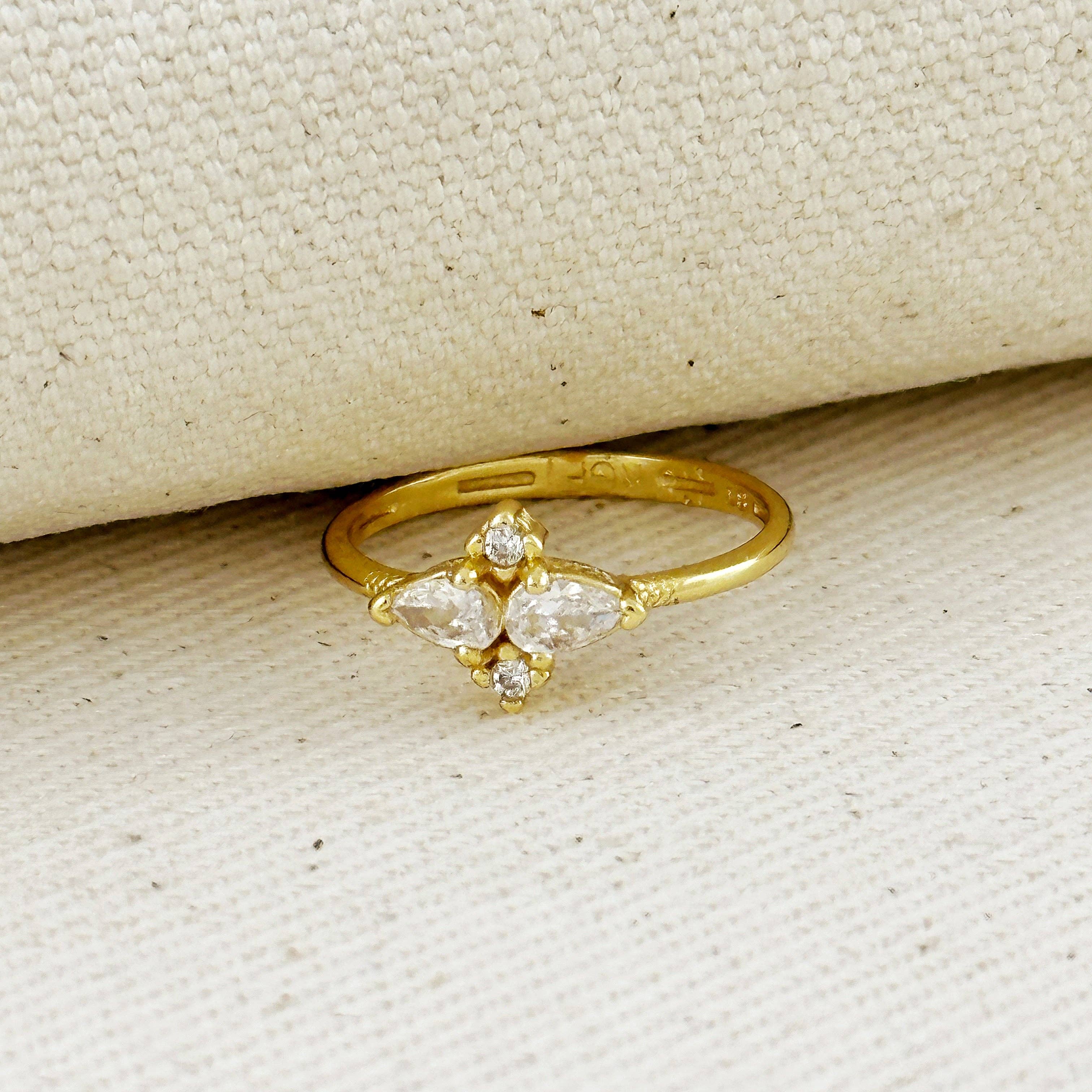 Emerald Vintage Flower Ring