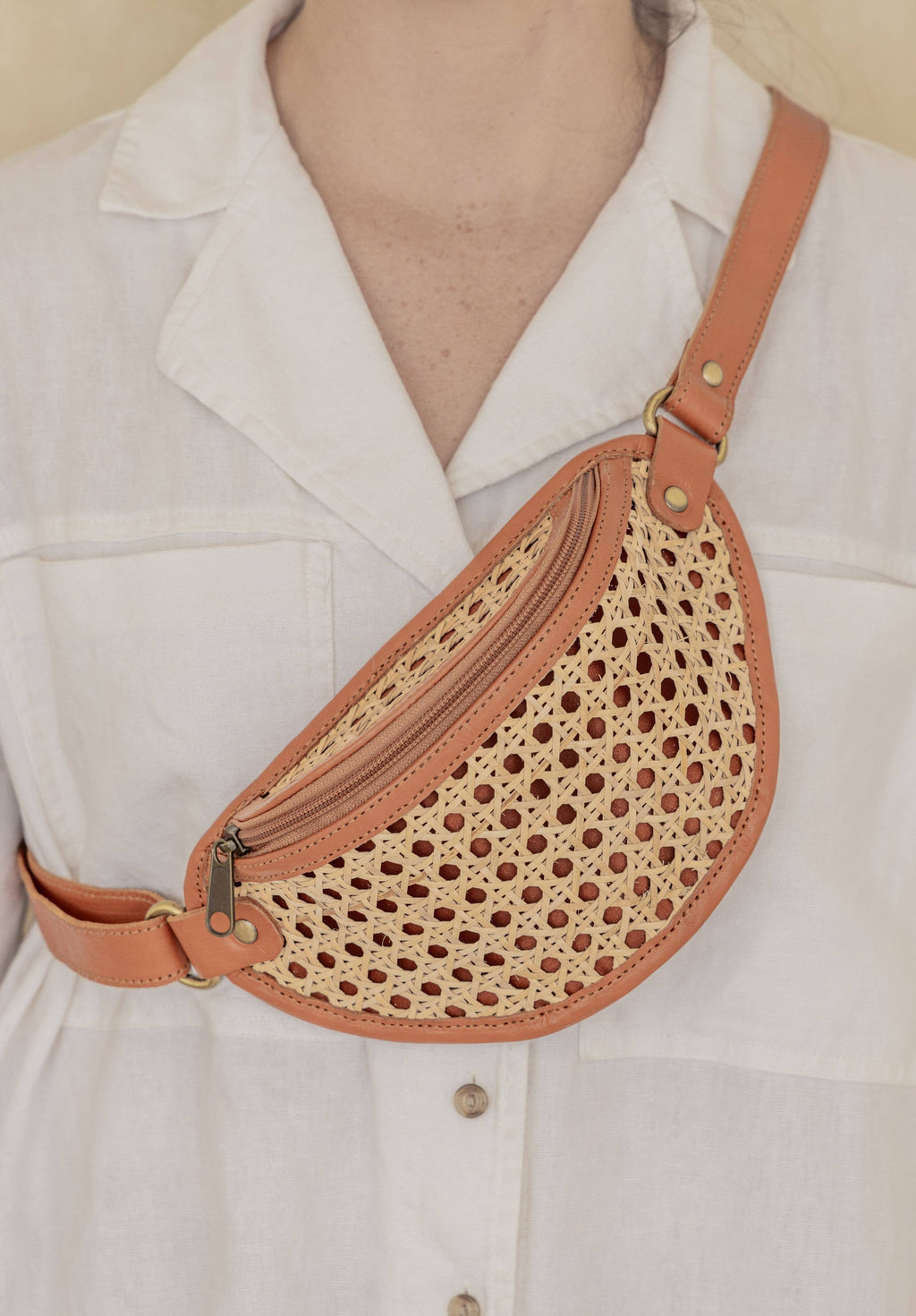Raja Sling Bag
