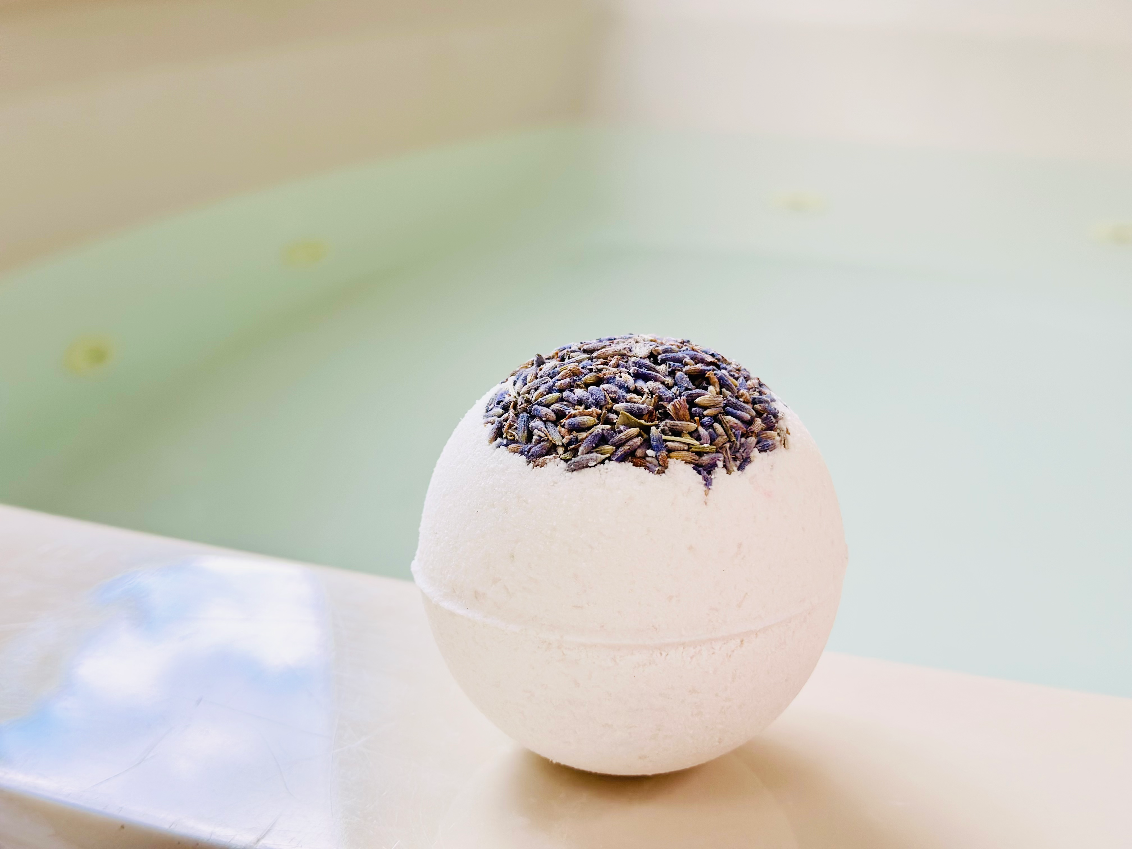 Soothing Lavender Bath Bomb